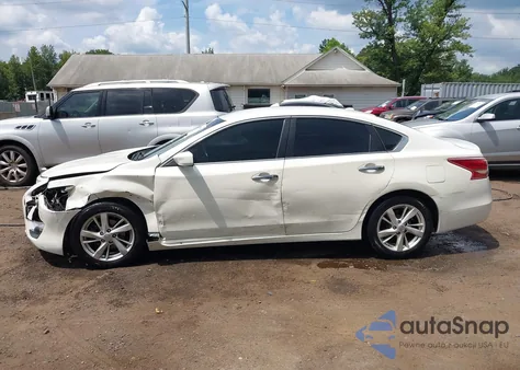 2013 Nissan Altima 2.5 Sv из США, поврежденный, VIN 1N4AL3AP9DN401778